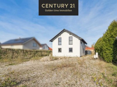 Sehr ruhig gelegenes KfW 40 Einfamilienhaus mit Photovoltaikanlage in Haiming/Winklham