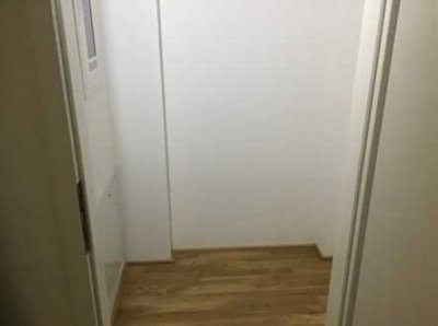 Erdgeschoss-Wohnung mit Gartenanteil