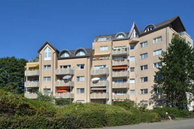 Ihr neues Zuhause – ruhig und grün gelegen mit Balkon!