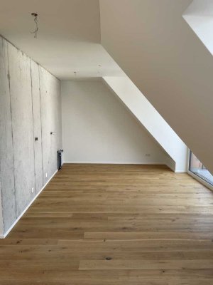 Exklusive 2,5-Zi-DGwohnung mit geh. Innenausstattung mit Balkon und EBK