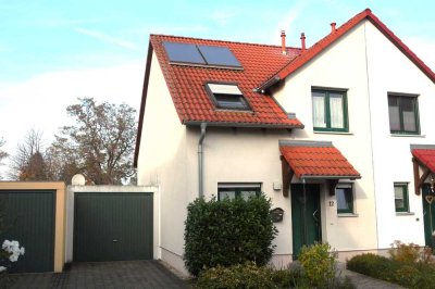 Derzeit reserviert - Neuwertige Doppelhaushälfte in Halle in der Frohen Zukunft