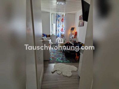 Tauschwohnung: "Tausche 3 kleine Zimmer ohne Balkon gegen größere EG-Wohnu