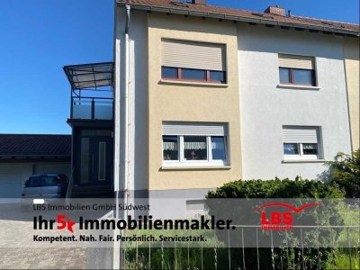 Interessantes Zweifamilienhaus - teilvermietet