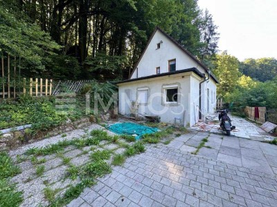 Charmantes Einfamilienhaus mit neuer Fensterfront in Kirchensittenbach