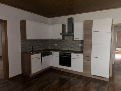 Traumhafte 3-Zimmer-Wohnung mit 86m² in Hohenau/NÖ - geräumig und gepflegt für nur 688€ Miete!