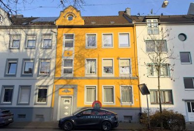 RARITÄT IM NORDBEZIRK - STILVOLLE ALTBAU-WOHNUNG IM ERDGESCHOSS AUF 74M²- KLEINER GARTEN - MANSARDE