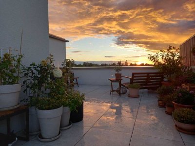 Penthouse 2021 mit 70 m² Dachterrasse | TG inklusive | Aufzug bis vor die Tür | Provisionsfrei