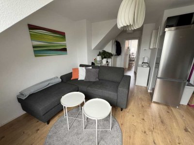Saniertes möbliertes 2-Zimmer-Apartment mit neuem Badezimmer in zentraler Innenstadtlage