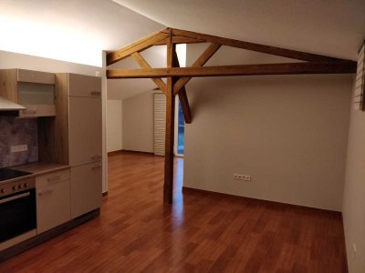 Freundliche 4-Zimmer-DG-Wohnung in Menningen