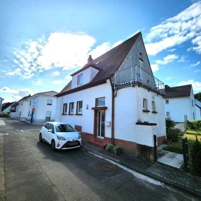 Naturnah & stadtnah: Familienfreundliches Einfamilienhaus in begehrter Lage von Erfenbach