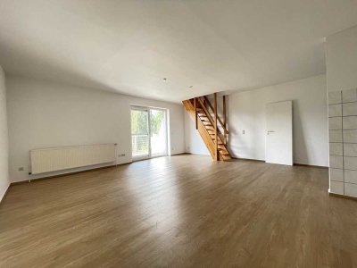 ETAGENWOHNUNG mit BALKON!