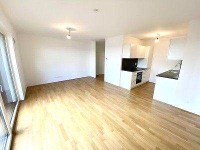 5 IN 22 - Zwei-Zimmer-Wohnung mit Balkon samt Gym & Sauna in U2 Nähe - Miete 1220 Wien