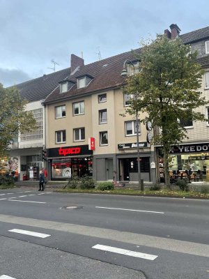 Zentral gelegene frisch sanierte Wohnung in Köln-Kalk