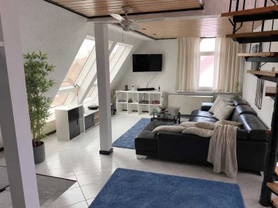 Maisonette-Highlight: Helle 74m² in Zuffenhausen mit EBK, Carport optional