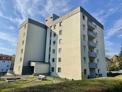 KL-Nord: ETW mit tollem Blick über die Stadt - 4 Zimmer, Küche, Bad, Balkon, Stellplatz