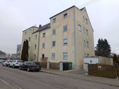 Großzügige 4-Raum-Wohnung im 2. OG mit Garage in Augsburg‑Kriegshaber