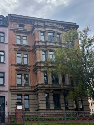 Erstbezug nach Renovierung! 2-RW mit EBK zu vermieten!