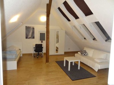 Modernisierte Maisonette-Wohnung mit fünf Zimmern und EBK in Heidenheim City-Stadtmitte