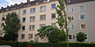 2-Zimmer-Wohnung mit EBK und Balkon