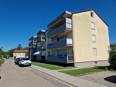 Schöne 2,5-Zimmer-Wohnung mit Balkon und Garage in ruhiger Ortsrandlage von Philippsburg