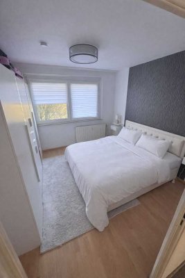 möblierte 3-Zimmer-Wohnung mit Balkon in Zwickau-Mosel