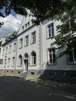 Neuwertige, barrierearme 2-Zimmer-Wohnung mit Balkon und EBK in Solingen
