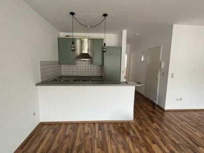 von privat: Helle Eigentumswohnung mit Balkon nahe Werdersee