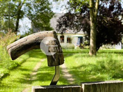 Historischer Charme trifft Moderne – Hofanwesen mit Weide, Wald und nachhaltiger Energieversorgung