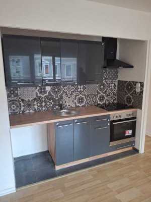 Schöne 2-Zimmer-Etagenwohnung mit Balkon