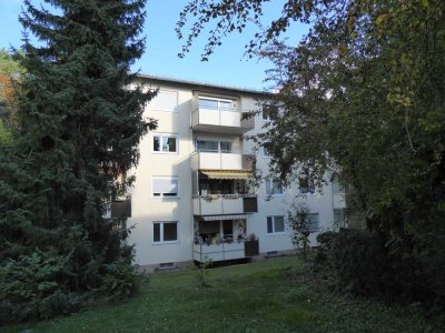 Ruhig gelegene 3-Zimmer-Eigentumswohnung in kleiner Wohneinheit mit KfZ-Stellplatz