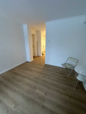 ***Charmante 2-Zimmer-Erdgeschosswohnung mit kleiner  Terrasse***