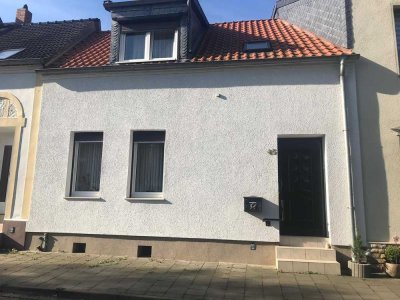 Schönes 5-Zimmer-Reihenhaus in 39397 Kroppenstedt zu vermieten