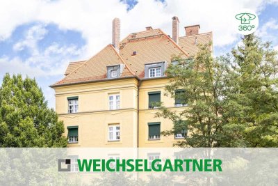 Stilvolle Altbauwohnung mit Loggia im denkmalgeschützten Bauensemble in ruhiger Wohnlage