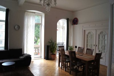 Großzügige Altbauwohnung mit Charme im Herzen der Stadt – 5 Zimmer, 173 m², WG-geeignet