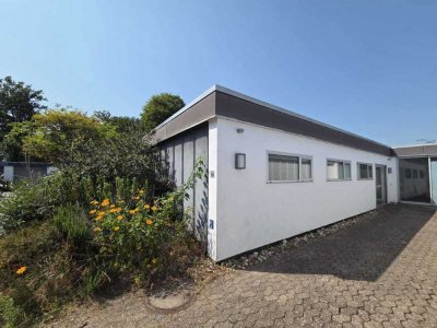 Exklusiver Architektenbungalow in idyllischer Sachgassenlage