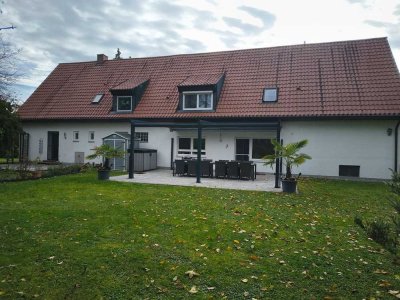 Ganzes Doppelhaus mit 320 qm Wfl. und 8898qm Grund, auch teilbar, Olching