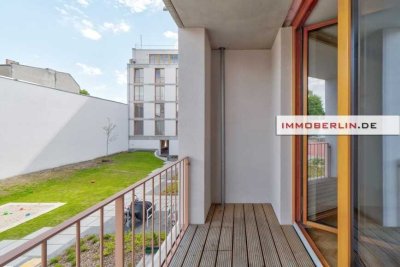 IMMOBERLIN.DE - Moderne Wohnung mit Sonnenloggia & Pkw-Stellplatz in exzellenter Lage
