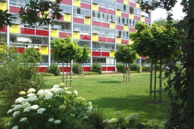 MODERNISIERT! Ruhig, aber Innenstadt - Balkon