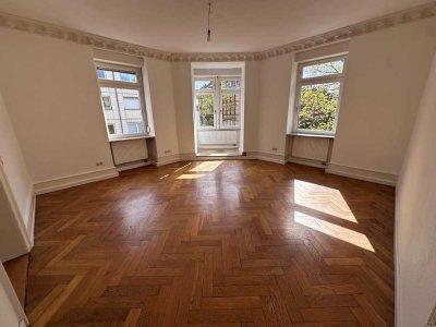 Großzügige 4-Zimmer-Wohnung im Herzen der Oststadt zu vermieten