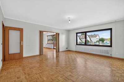 Bezugsfrei! Wohnung mit Südbalkon, Hobbyraum und zusätzlichem Bad im Souterrain