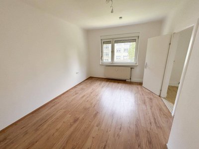 Balkonwohnung mit Blick in den Hof