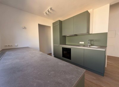 helle 6-Zimmer-Wohnung in Nonntal