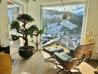 Von Privat - Sonnige Luxuswohnung mit grosszügigem Grundriss - auch Miete ab 3 Monaten möglich.