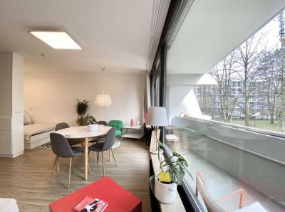 Freies, modernisiertes und ruhiges Apartment mit großer Loggia-Schwabing, nahe Ungererbad & U-Bahn