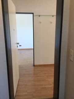 Schöne Geschmackvolle 3-Raum-Whg m. Balkon+ Einbauküche in Bonn-Pützchen