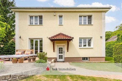 Einfamilienhaus mit 7 Zimmern, Kamin & Sauna - Nähe Mexikoplatz