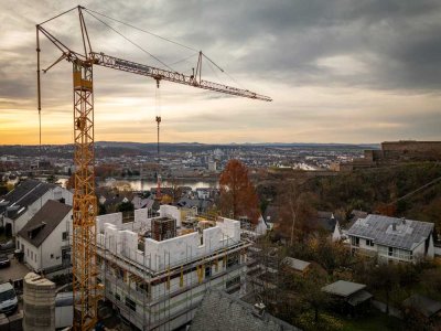 Neubau mit traumhaftem Panoramablick! 3 ZKB, großer Balkon, Baustellenbesichtigung möglich!