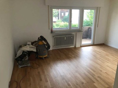Stilvolle, vollständig renovierte 3-Zimmer-Wohnung mit Balkon in Fellbach