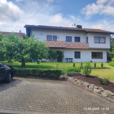 Freistehendes Einfamilienhaus mit schön angelegtem Garten in Laufenburg (Baden)