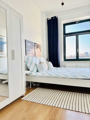 Möbliert in Dresden Neustadt - 2 Zimmer mit großem Balkon